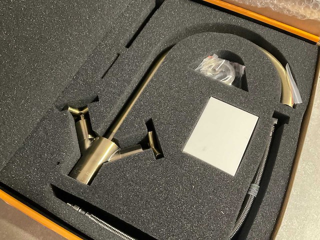 Keukenmengkraan antiek brons met kruisgreep knoppen - afbeelding 2 van  8