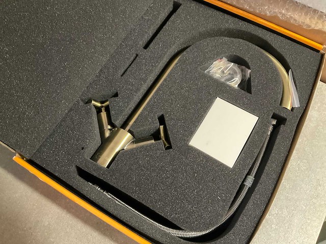 Keukenmengkraan antiek brons met kruisgreep knoppen - afbeelding 3 van  8