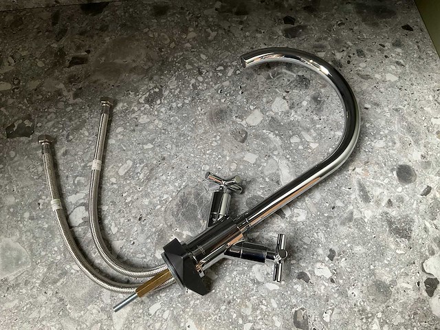 Keukenmengkraan chroom met kruisgreep - afbeelding 2 van  6