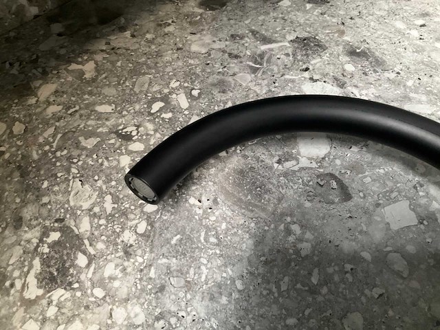 Keukenmengkraan mat black met kruisgreep - afbeelding 5 van  7