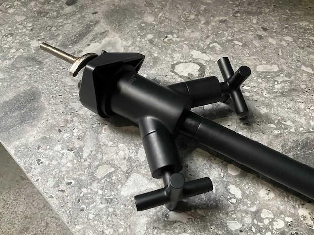 Keukenmengkraan mat black met kruisgreep - afbeelding 7 van  7