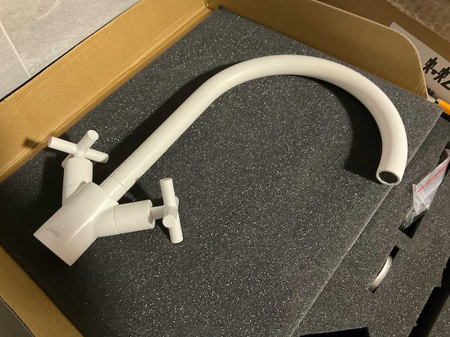 Keukenmengkraan mat wit met kruisgreep - afbeelding 4 van  7