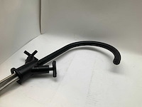 Keukenmengkraan mat zwart tweegreeps met draaibare uitloop - afbeelding 2 van  8