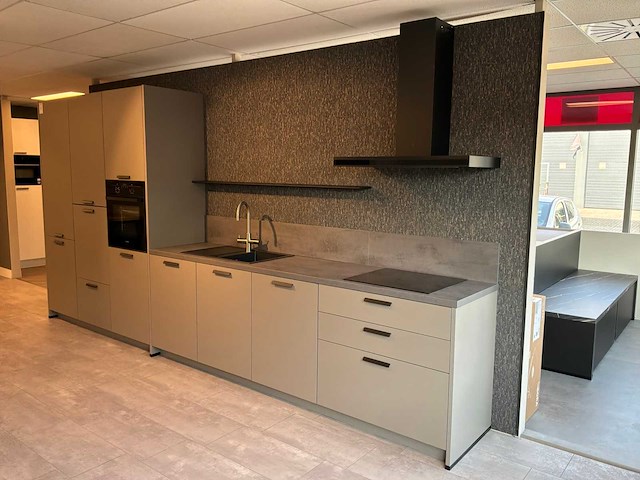 Keukenopstelling - afbeelding 1 van  28