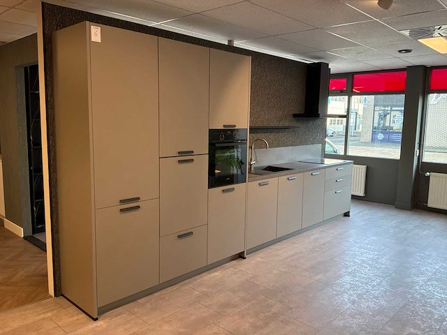 Keukenopstelling - afbeelding 14 van  28