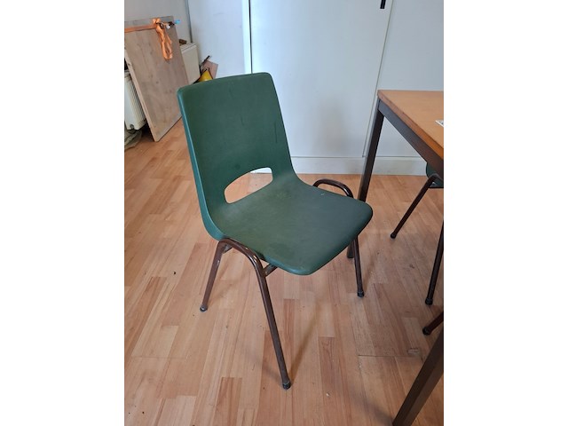 Keukentafel met 6 stoelen - afbeelding 2 van  6