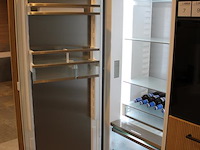 Keukenwandopstelling met luxe inbouwapparatuur. onderdeel van combinatiekavel c009 onderdeel van combinatiekavel combinatiekavel van keukenwandopstelling en keukeneiland met luxe inbouwapparatuur. kavels c008 en c009 - afbeelding 12 van  16