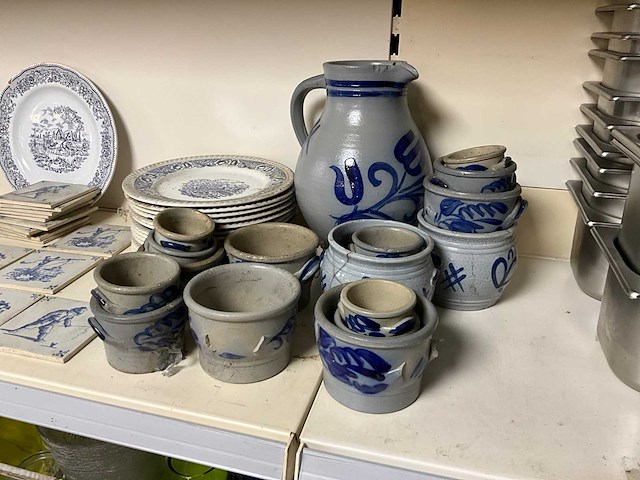 Keulse potten en decoratieborden (52x) - afbeelding 6 van  6