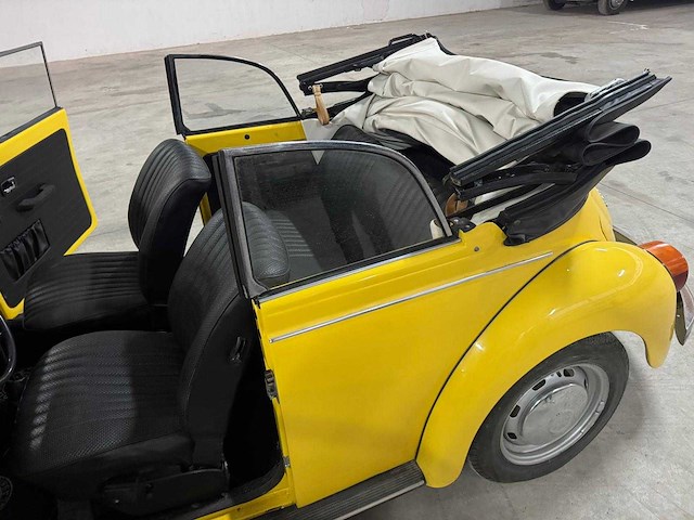 Kever - cabriolet - oldtimer - afbeelding 5 van  18