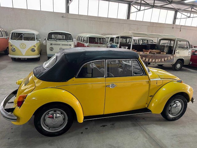 Kever - cabriolet - oldtimer - afbeelding 13 van  18