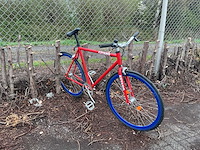 Keyang wielrenfiets - afbeelding 1 van  3