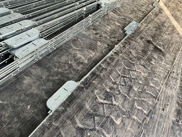 Kfv - skg *.* e92 pz92 - driepuntsslot haken sleutelbediend - deurbeslag (42x) - afbeelding 1 van  9