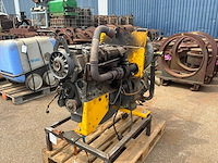 Khd deutz bf4l 1011 f dieselmotor - afbeelding 1 van  10