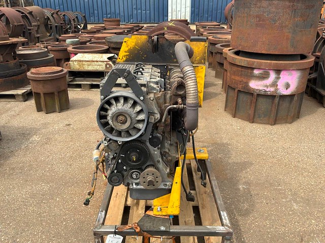 Khd deutz bf4l 1011 f dieselmotor - afbeelding 3 van  10