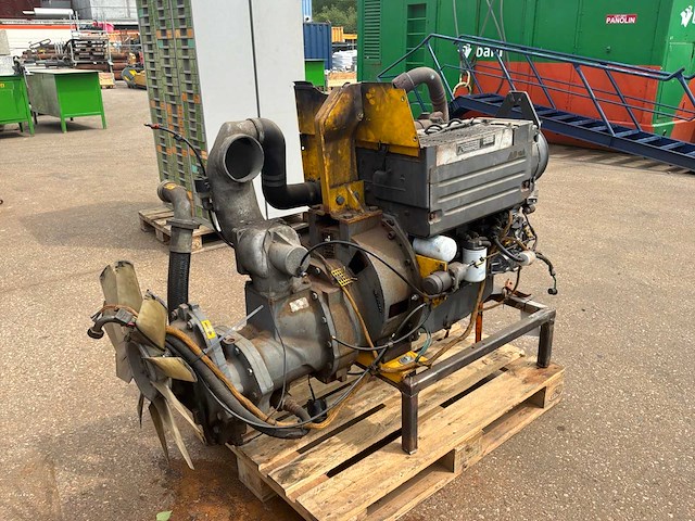Khd deutz bf4l 1011 f dieselmotor - afbeelding 5 van  10