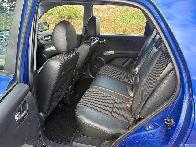 Kia - 2006 - sportage - 2.0 cvvt executive - 55-tg-zj - afbeelding 6 van  16