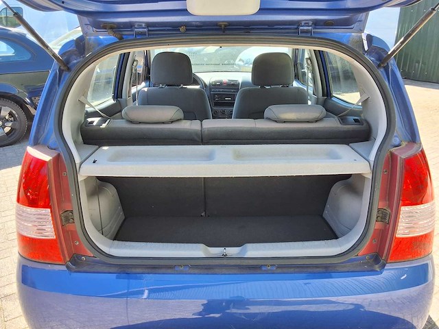 Kia - 2008 - picanto - personenauto - afbeelding 13 van  15