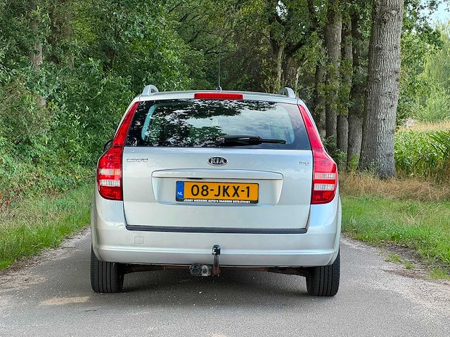 Kia - 2009 - cee'd sporty wagon - 1.4 fifteen isg - personenauto - 08-jkx-1 - afbeelding 7 van  8