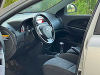 Kia - 2009 - cee'd sporty wagon - 1.4 fifteen isg - personenauto - 08-jkx-1 - afbeelding 6 van  17