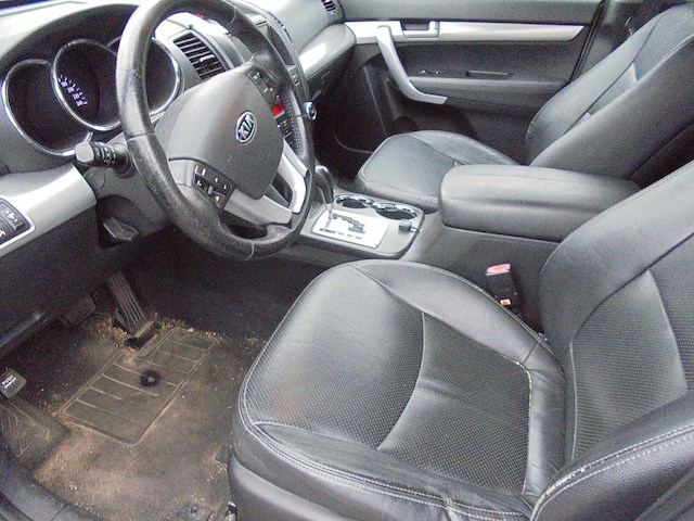 Kia - 2009 - sorento - 2.4 x-clusive -62-jzl-2 - afbeelding 12 van  15