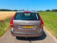 Kia - 2010 - cee'd sporty wagon - 1.6 cvvt x-ecutive - 86-knh-6 - afbeelding 9 van  12