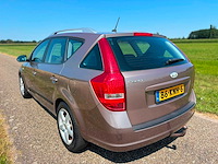 Kia - 2010 - cee'd sporty wagon - 1.6 cvvt x-ecutive - 86-knh-6 - afbeelding 10 van  12