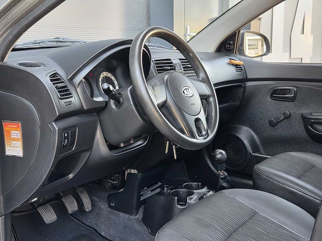 Kia - 2010 - picanto - 1.0 x-pect - personenauto - afbeelding 13 van  21