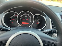 Kia - 2010 - venga - 1.6 cvvt x-tra - personenauto (23-lhr-6) - afbeelding 2 van  20