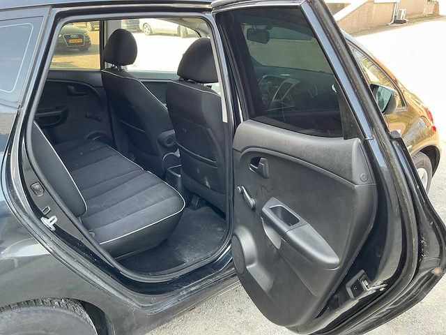 Kia - 2010 - venga - 1.6 cvvt x-tra - personenauto (23-lhr-6) - afbeelding 5 van  20