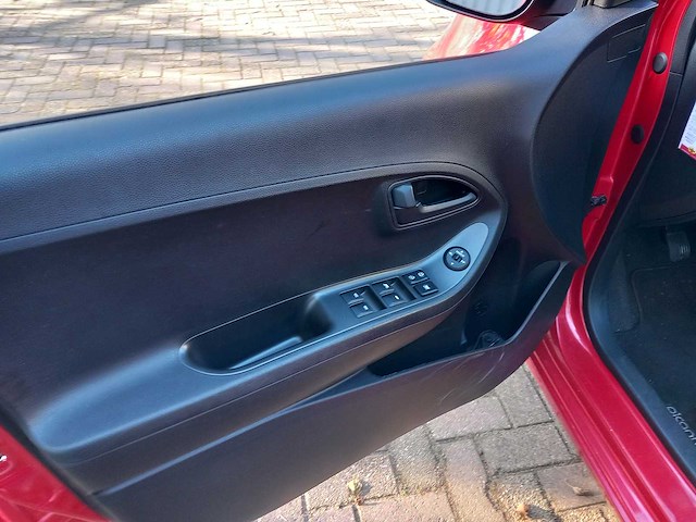 Kia - 2012 - picanto - 1.0 cvvt comfort navigator - personenauto - afbeelding 11 van  17