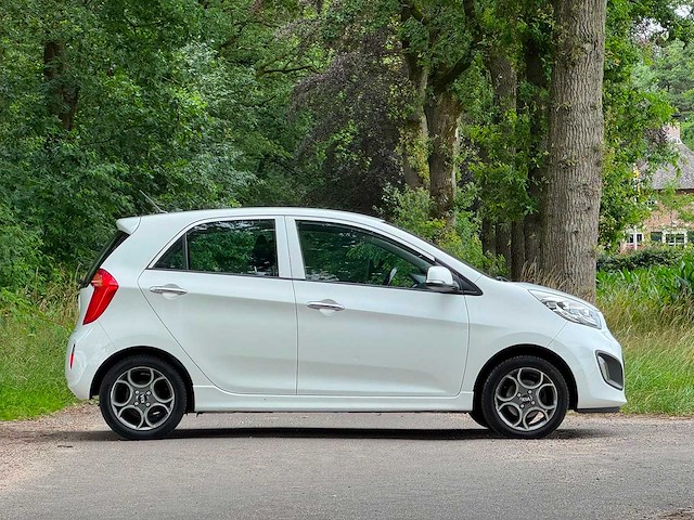 Kia - 2012 - picanto - 1.0 cvvt design ed. - 87-zgg-8 - afbeelding 10 van  15