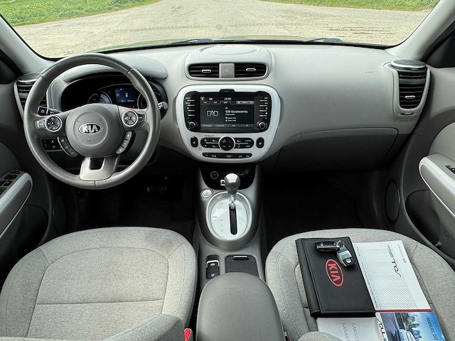 Kia - 2014 - soul - ev exec.line 27 kwh - personenauto - afbeelding 10 van  13