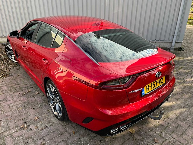 Kia - 2020 - stinger - 3.3 v6 awd t gt - personenauto - afbeelding 11 van  20