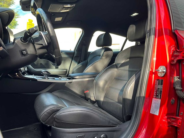 Kia - 2020 - stinger - 3.3 v6 awd t gt - personenauto - afbeelding 17 van  20