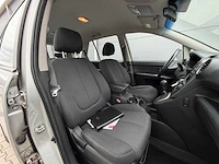 Kia - carens - 2.0 cvvt x-ecutive - personenauto - 2007 - afbeelding 7 van  28