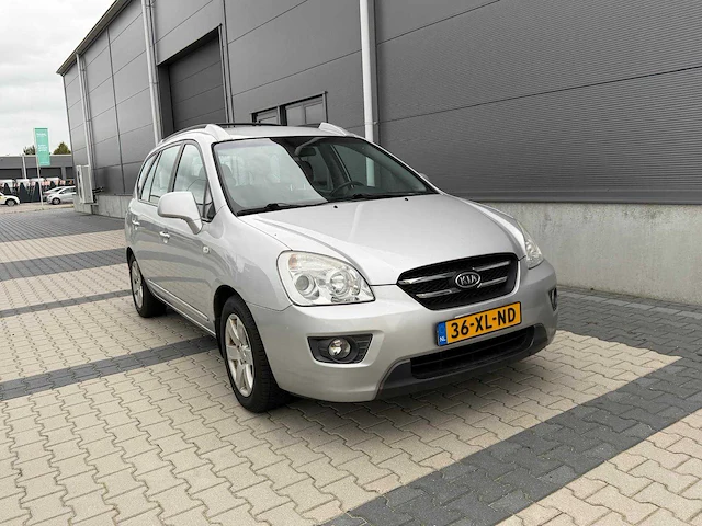 Kia - carens - 2.0 cvvt x-ecutive - personenauto - 2007 - afbeelding 19 van  22
