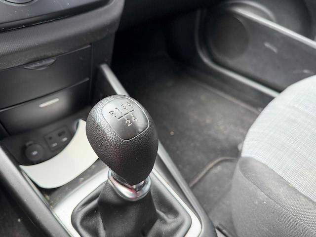Kia - cee'd - 1.4 cvvt x-tra - personenauto - 2010 - afbeelding 14 van  27