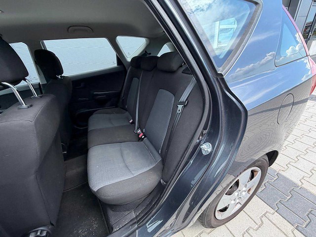 Kia - cee'd - 1.4 cvvt x-tra - personenauto - 2010 - afbeelding 16 van  27
