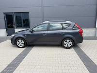 Kia - cee'd - 1.4 cvvt x-tra - personenauto - 2010 - afbeelding 2 van  27