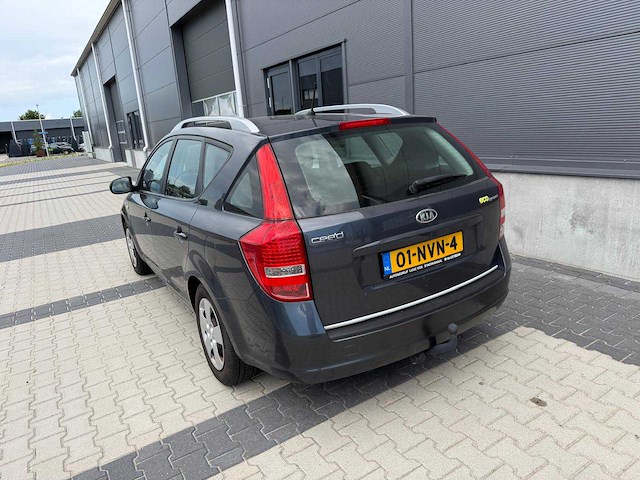 Kia - cee'd - 1.4 cvvt x-tra - personenauto - 2010 - afbeelding 3 van  27