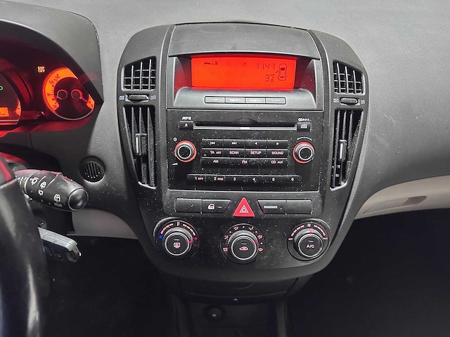 Kia - cee'd - 1.4 fifteen - 82-lsk-7 - afbeelding 5 van  18