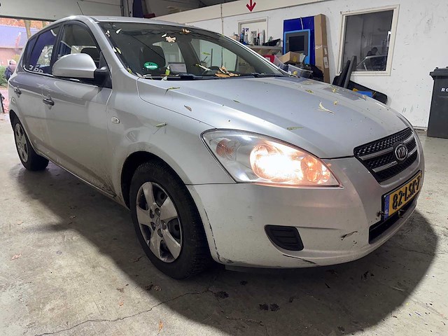 Kia - cee'd - 1.4 fifteen - 82-lsk-7 - afbeelding 11 van  11