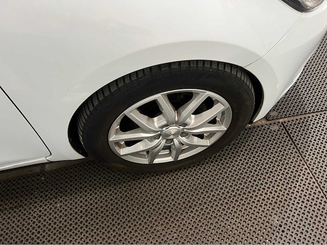 Kia - cee'd - 1.6 crdi comfort pack - personenauto - 2013 - afbeelding 4 van  10