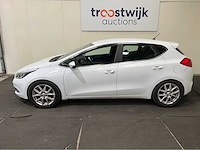 Kia - cee'd - 1.6 crdi comfort pack - personenauto - 2013 - afbeelding 6 van  10