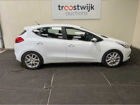 Kia - cee'd - 1.6 crdi comfort pack - personenauto - 2013 - afbeelding 7 van  10