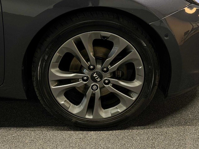Kia - cee'd - 1.6 gdi plus pack - car - 2012|g-101-vs|iaw - afbeelding 17 van  23