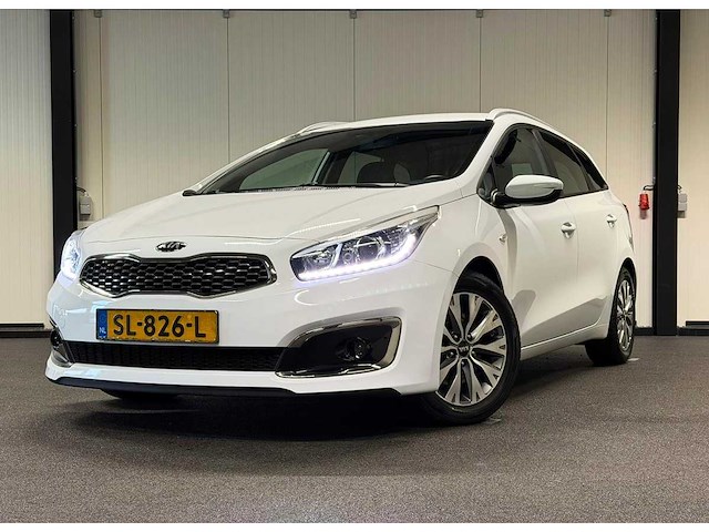 Kia - cee'd sportswagon - 1.0 t-gdi design ed. - car - 2018|sl-826-l|iaw - afbeelding 1 van  22