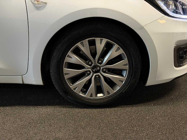 Kia - cee'd sportswagon - 1.0 t-gdi design ed. - car - 2018|sl-826-l|iaw - afbeelding 14 van  22