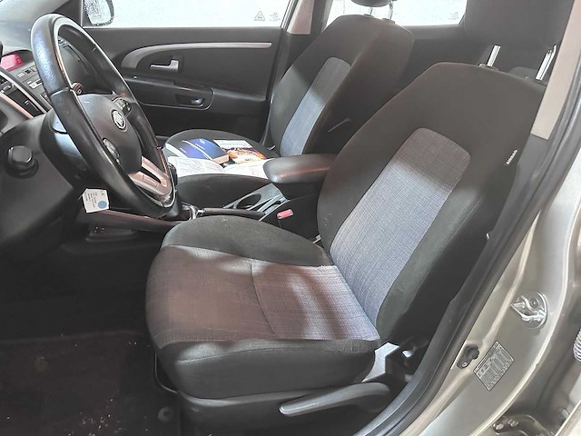 Kia - cee'd sporty wagon - 1.4 cvvt x-ecutive - 84-kzl-6- 2010 - afbeelding 5 van  18