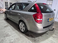 Kia - cee'd sporty wagon - 1.4 cvvt x-ecutive - 84-kzl-6- 2010 - afbeelding 11 van  18